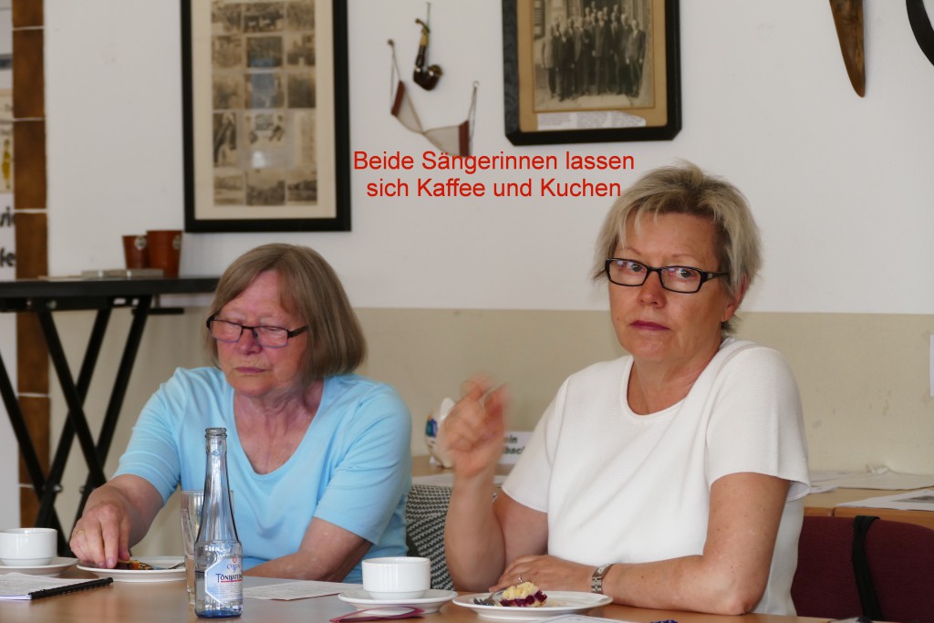 5-Kuchen und Kaffee - P1330680